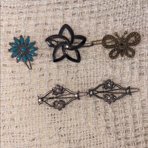 ❤️3/$15❤️ Set of Decorative Mini Hair Barrettes